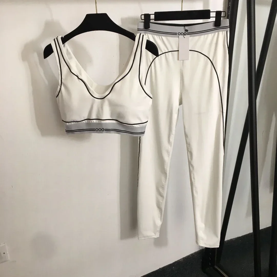 Tank Top and Pants Two Piece B - огляд і ціна Yoga Và Fitness